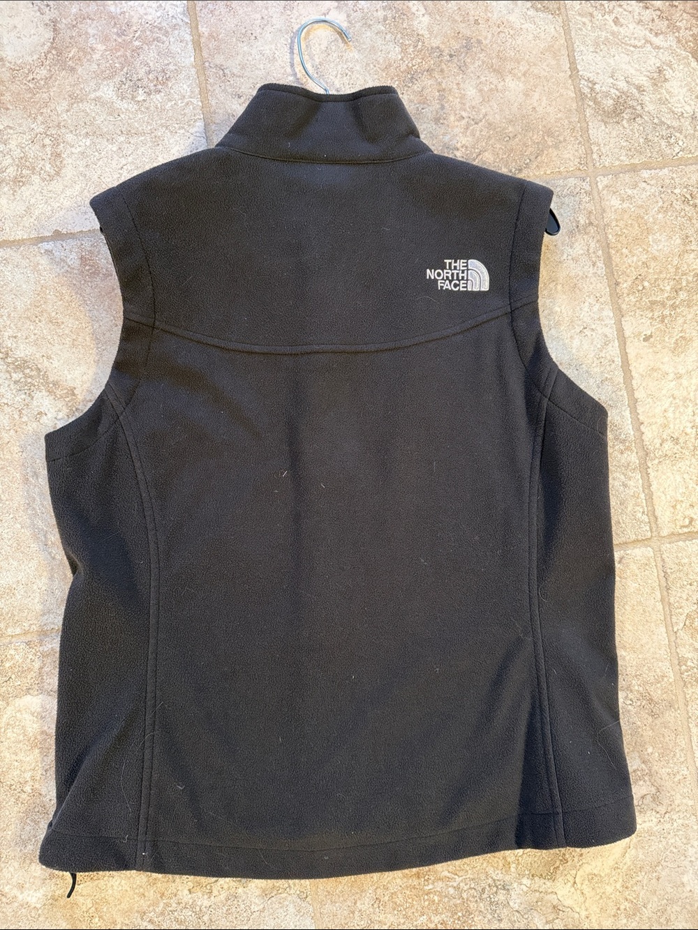 The North Face Women’s Black WindWall Fleece Vest - Picture 4 of 4